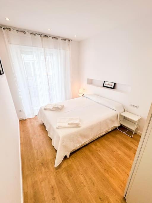 Anna & Thomas - Sitges Center Apt Zewnętrze zdjęcie