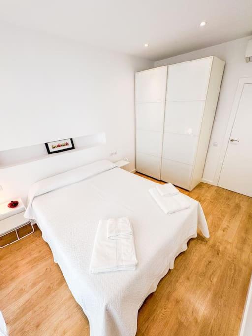 Anna & Thomas - Sitges Center Apt Zewnętrze zdjęcie